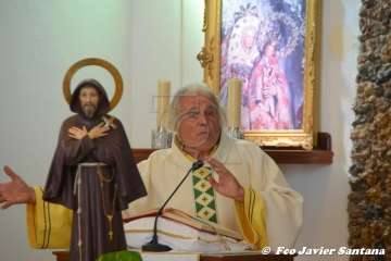 Misa y procesión religiosa en Cazadores  (Foto Francisco Javier Santana)
